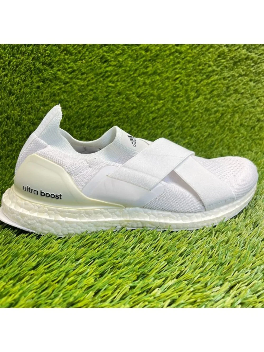 Adidas UltraBoost Slip-On DNA Womens Size 7 Triple White Athletic Shoes Sneakers